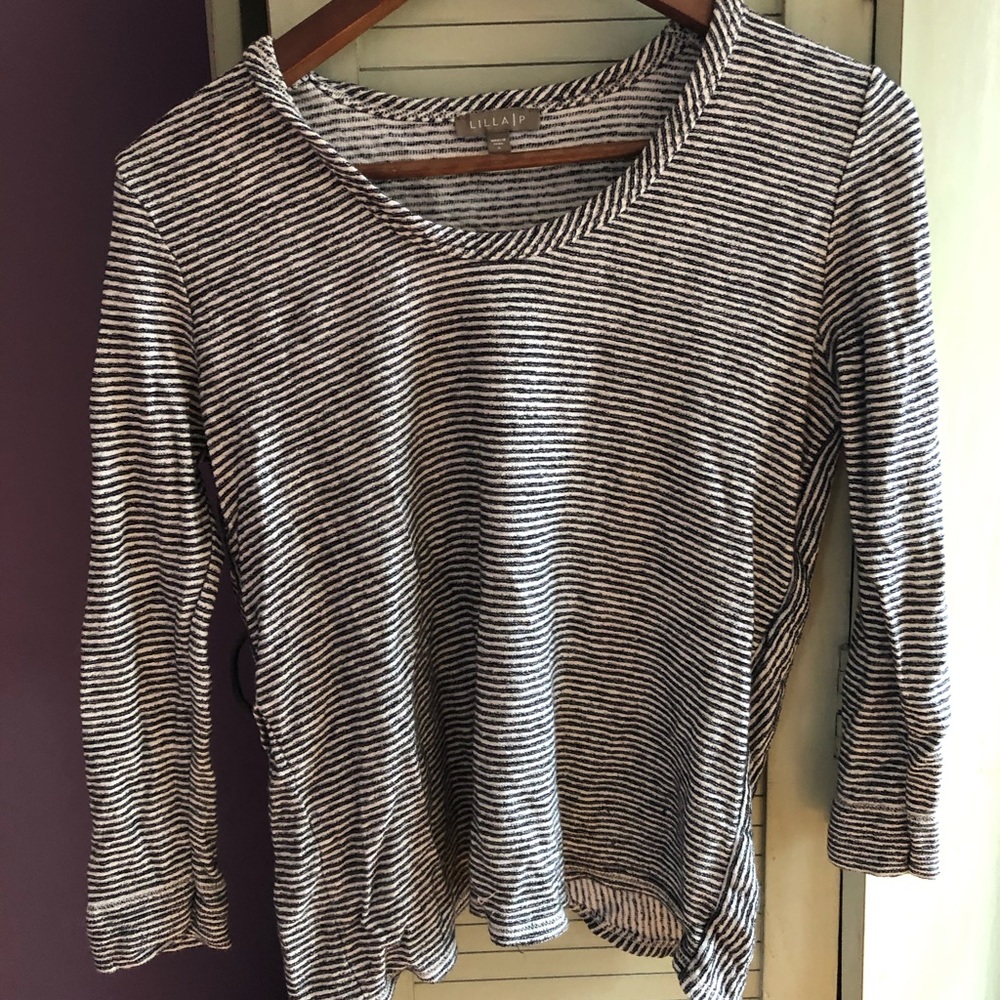 Striped 3/4 sleeve shirt with crossover back